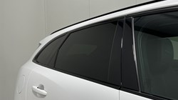 2023 (23) JAGUAR F-PACE 2.0 D200 R-Dynamic SE Black 5dr Auto AWD 5435040