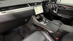 2023 (23) JAGUAR F-PACE 2.0 D200 R-Dynamic SE Black 5dr Auto AWD 5435031