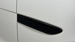 2023 (23) JAGUAR F-PACE 2.0 D200 R-Dynamic SE Black 5dr Auto AWD 5435043