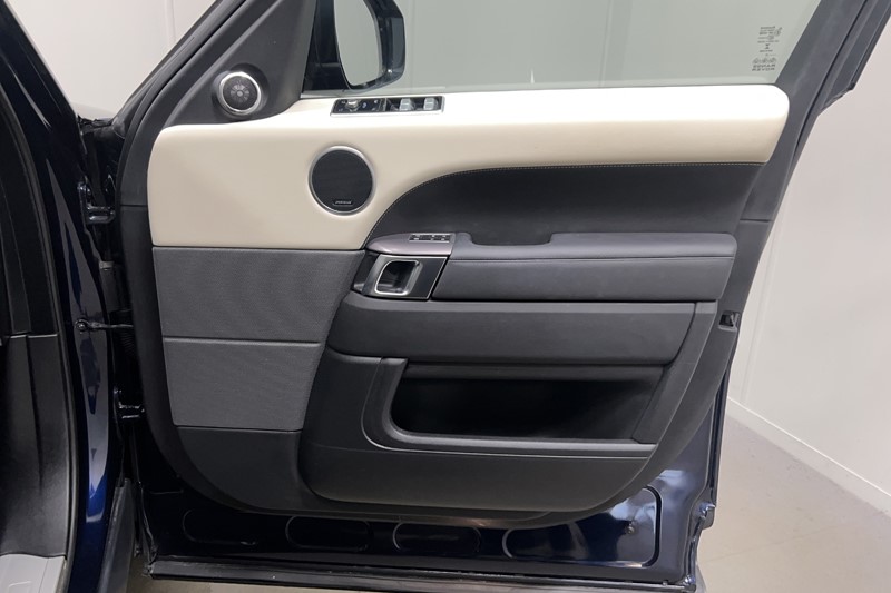 2022 (22) LAND ROVER RANGE ROVER SPORT 3.0 D250 HSE 5dr Auto 5462214