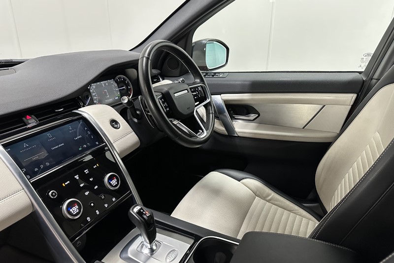 2022 (22) LAND ROVER DISCOVERY SPORT 1.5 P300e Urban Edition 5dr Auto [5 Seat] 5458709