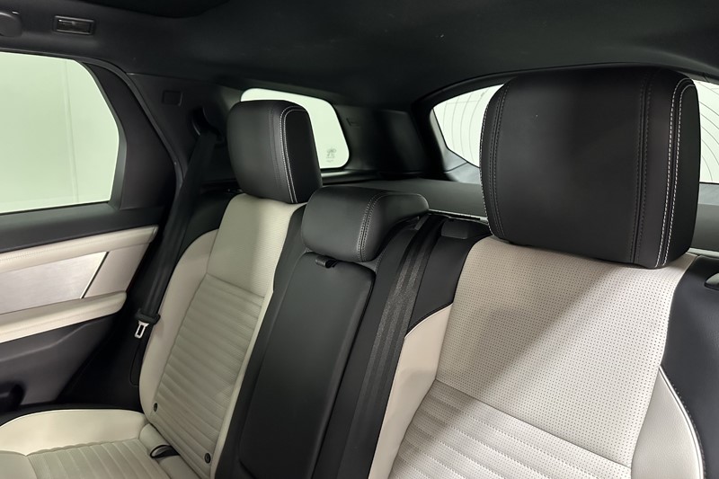 2022 (22) LAND ROVER DISCOVERY SPORT 1.5 P300e Urban Edition 5dr Auto [5 Seat] 5458712