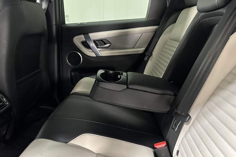 2022 (22) LAND ROVER DISCOVERY SPORT 1.5 P300e Urban Edition 5dr Auto [5 Seat] 5458713