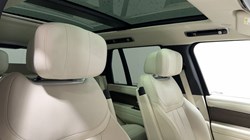 2021 (71) LAND ROVER RANGE ROVER 3.0 D300 Autobiography 4dr Auto 5506316