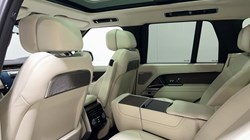 2021 (71) LAND ROVER RANGE ROVER 3.0 D300 Autobiography 4dr Auto 5506344