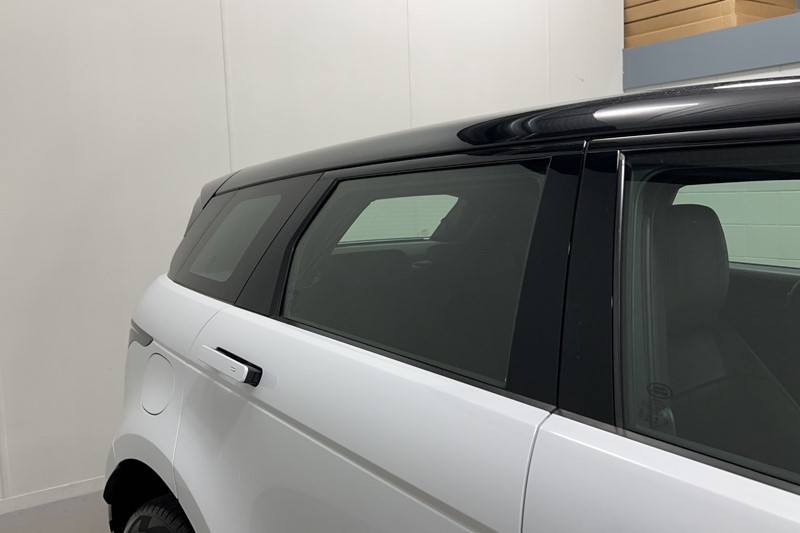2021 (21) LAND ROVER RANGE ROVER EVOQUE 2.0 D200 R-Dynamic HSE 5dr Auto 5461805