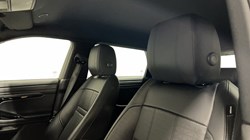 2021 (21) LAND ROVER RANGE ROVER EVOQUE 2.0 D200 R-Dynamic HSE 5dr Auto 5461792