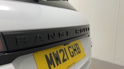 2021 (21) LAND ROVER RANGE ROVER EVOQUE 2.0 D200 R-Dynamic HSE 5dr Auto 5461803