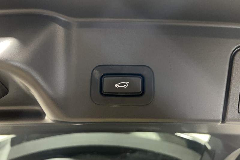 2021 (21) LAND ROVER RANGE ROVER EVOQUE 2.0 D200 R-Dynamic HSE 5dr Auto 5461800