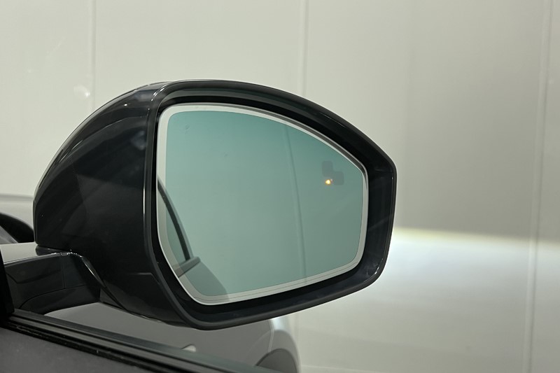2023 (72) JAGUAR E-PACE 1.5 P300e R-Dynamic SE 5dr Auto 5441626