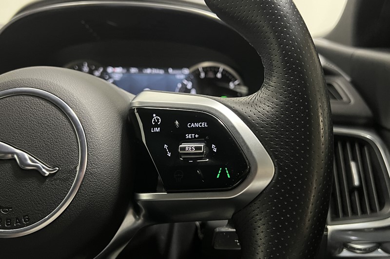 2023 (72) JAGUAR E-PACE 1.5 P300e R-Dynamic SE 5dr Auto 5441633