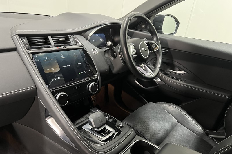 2023 (72) JAGUAR E-PACE 1.5 P300e R-Dynamic SE 5dr Auto 5441647