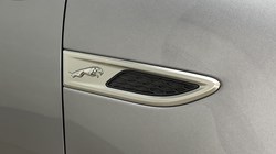 2023 (72) JAGUAR E-PACE 1.5 P300e R-Dynamic SE 5dr Auto 5441658