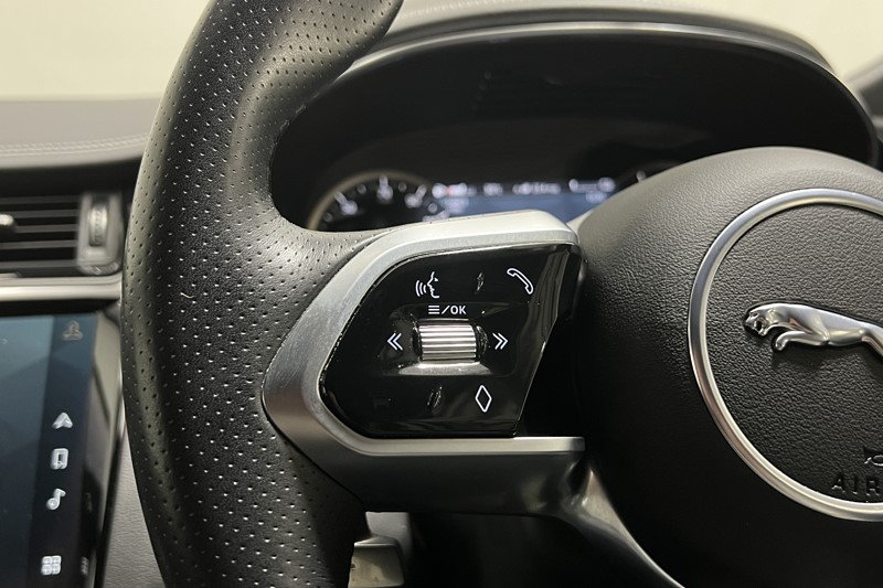 2023 (72) JAGUAR E-PACE 1.5 P300e R-Dynamic SE 5dr Auto 5441632