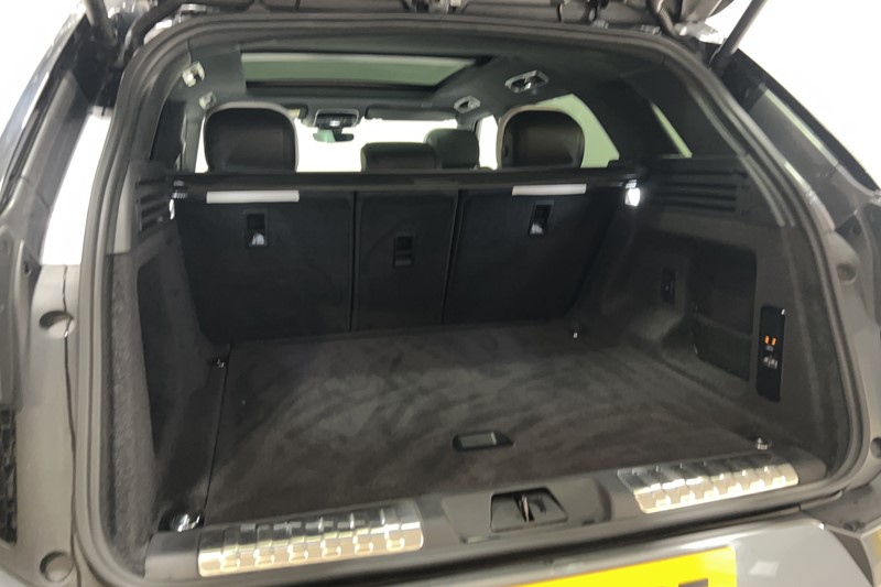 2024 (24) LAND ROVER RANGE ROVER SPORT 3.0 D300 Dynamic SE 5dr Auto 5429657