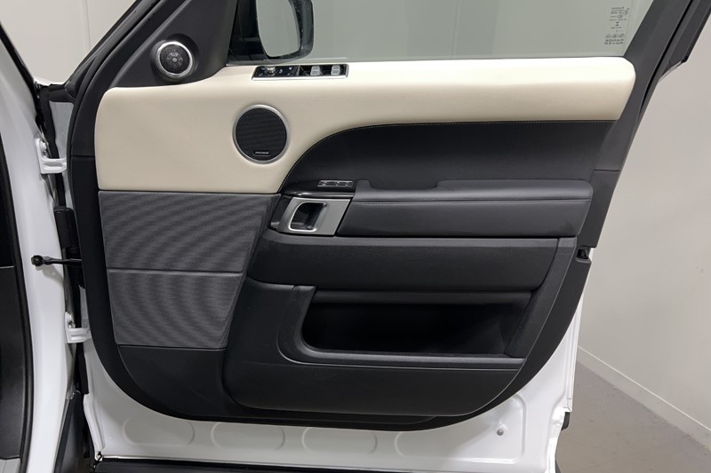 2022 (22) LAND ROVER RANGE ROVER SPORT 3.0 D250 HSE Silver 5dr Auto 5430556
