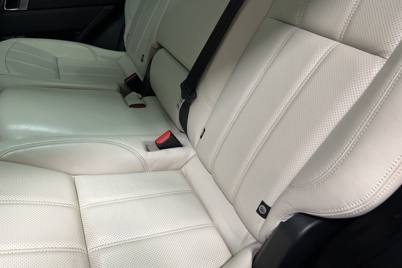 2022 (22) LAND ROVER RANGE ROVER SPORT 3.0 D250 HSE Silver 5dr Auto 5430584