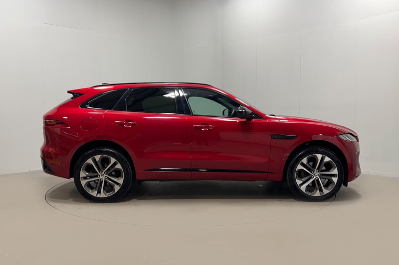 2025 (74) JAGUAR F-PACE 2.0 D200 R-Dynamic HSE Black 90th Anniv 5dr Auto 5494521