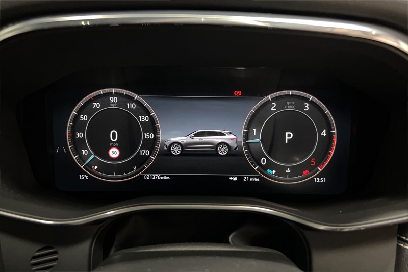2025 (74) JAGUAR F-PACE 2.0 D200 R-Dynamic HSE Black 90th Anniv 5dr Auto 5494539