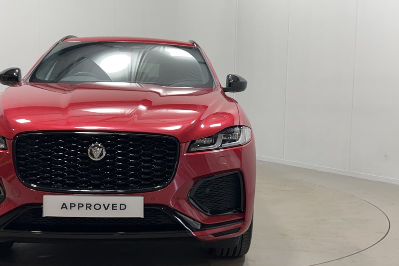 2025 (74) JAGUAR F-PACE 2.0 D200 R-Dynamic HSE Black 90th Anniv 5dr Auto 5494574