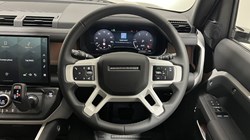 2026 (26) LAND ROVER DEFENDER 3.0 D250 X-Dynamic SE 90 3dr Auto 5449088