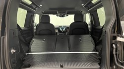 2026 (26) LAND ROVER DEFENDER 3.0 D250 X-Dynamic SE 90 3dr Auto 5449117