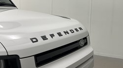 2026 (26) LAND ROVER DEFENDER 3.0 D250 X-Dynamic SE 90 3dr Auto 5449127