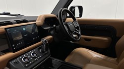 2023 (23) LAND ROVER DEFENDER 3.0 D250 HSE 90 3dr Auto 5449619