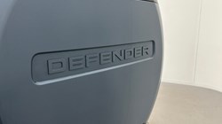 2023 (23) LAND ROVER DEFENDER 3.0 D250 HSE 90 3dr Auto 5449626