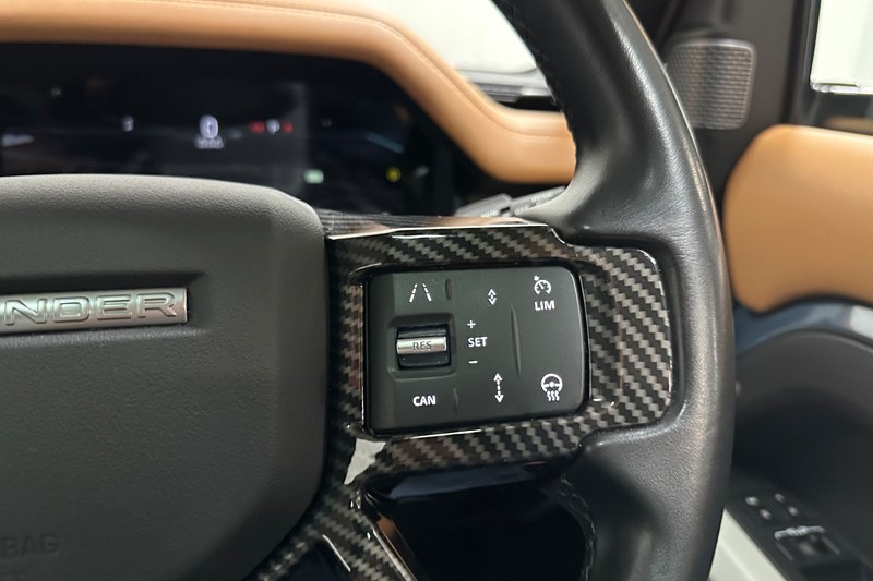 2023 (23) LAND ROVER DEFENDER 3.0 D250 HSE 90 3dr Auto 5449601