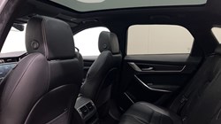 2022 (22) JAGUAR F-PACE 2.0 P250 R-Dynamic Black 5dr Auto AWD 5495175