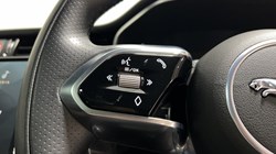 2022 (22) JAGUAR F-PACE 2.0 P250 R-Dynamic Black 5dr Auto AWD 5495161