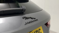 2022 (22) JAGUAR F-PACE 2.0 P250 R-Dynamic Black 5dr Auto AWD 5495185