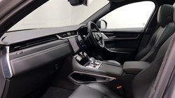 2022 (22) JAGUAR F-PACE 2.0 P250 R-Dynamic Black 5dr Auto AWD 5495172