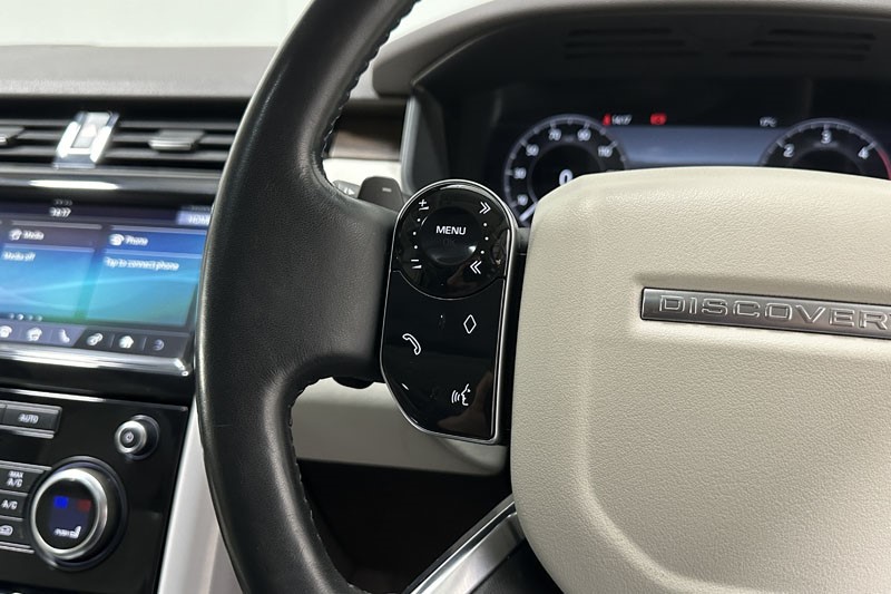 2019 (69) LAND ROVER DISCOVERY 3.0 SDV6 HSE 5dr Auto 5532279