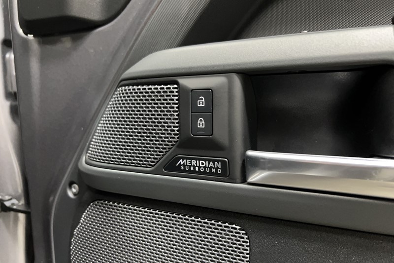 2023 (23) LAND ROVER DEFENDER 3.0 P400 X 110 5dr Auto [6 Seat] 5444865