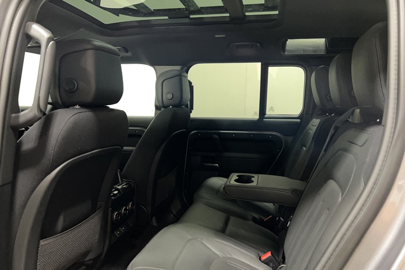 2023 (23) LAND ROVER DEFENDER 3.0 P400 X 110 5dr Auto [6 Seat] 5444896