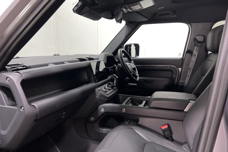 2023 (23) LAND ROVER DEFENDER 3.0 P400 X 110 5dr Auto [6 Seat] 5444889