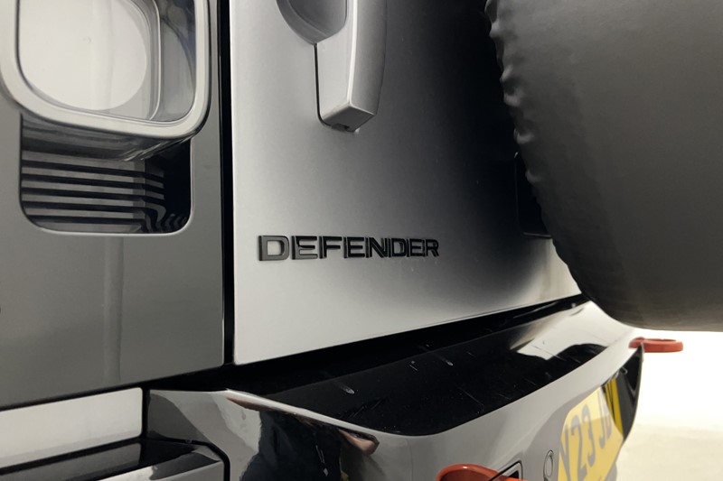2023 (23) LAND ROVER DEFENDER 3.0 P400 X 110 5dr Auto [6 Seat] 5444903