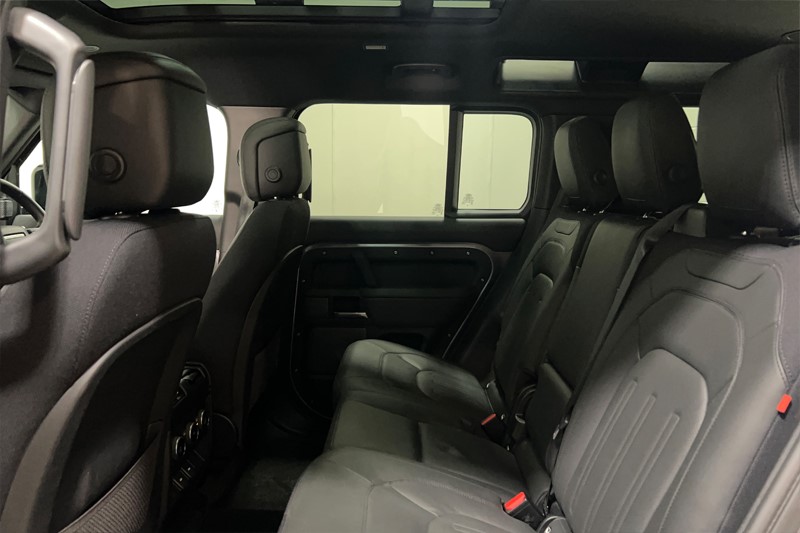 2023 (23) LAND ROVER DEFENDER 3.0 P400 X 110 5dr Auto [6 Seat] 5444855