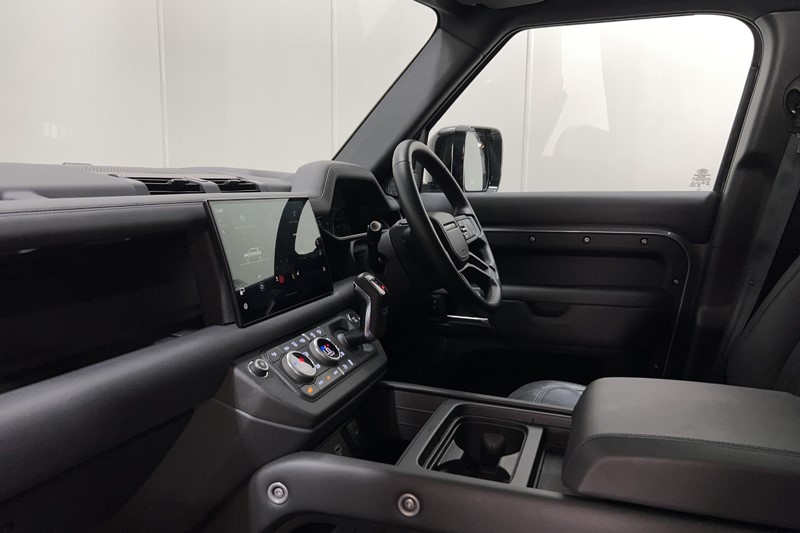 2023 (23) LAND ROVER DEFENDER 3.0 P400 X 110 5dr Auto [6 Seat] 5444890