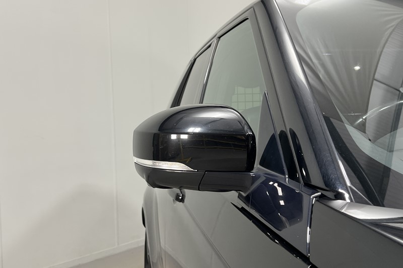 2022 (22) LAND ROVER COMMERCIAL DISCOVERY 3.0 D300 R-Dynamic HSE Commercial Auto 5450997
