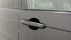 2022 (22) LAND ROVER COMMERCIAL DISCOVERY 3.0 D300 R-Dynamic HSE Commercial Auto 5450996