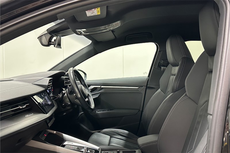 2021 (71) AUDI A3 35 TFSI S Line 5dr S Tronic 5458171