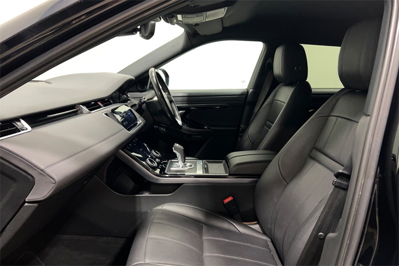 2019 (19) LAND ROVER RANGE ROVER EVOQUE 2.0 D180 SE 5dr Auto 5506426