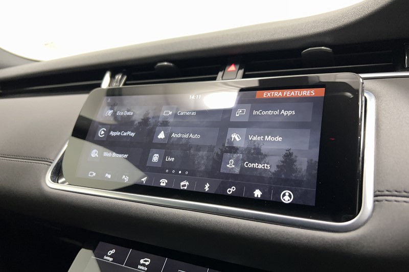 2019 (19) LAND ROVER RANGE ROVER EVOQUE 2.0 D180 SE 5dr Auto 5506453