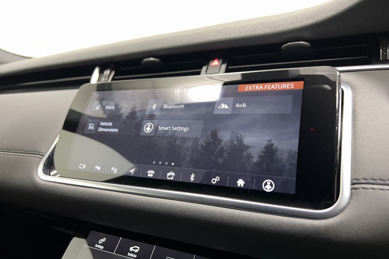 2019 (19) LAND ROVER RANGE ROVER EVOQUE 2.0 D180 SE 5dr Auto 5506454