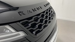 2019 (19) LAND ROVER RANGE ROVER EVOQUE 2.0 D180 SE 5dr Auto 5506479