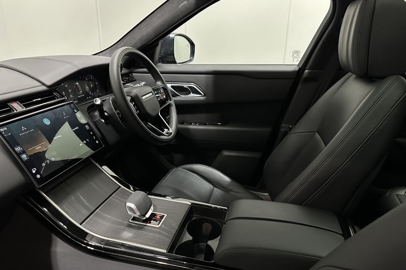 2025 (25) LAND ROVER RANGE ROVER VELAR 2.0 D200 MHEV Autobiography 5dr Auto [Revised] 5505644