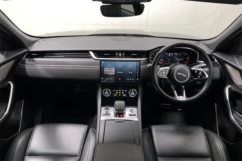 2022 (22) JAGUAR F-PACE 2.0 D200 R-Dynamic Black 5dr Auto AWD 5475967